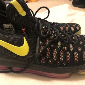 Nike KD 9 basketball shoes
